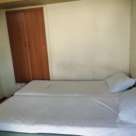 Abirami Lodge Tiruvannāmalai Buitenkant foto
